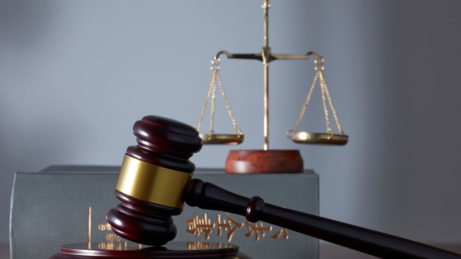 Choosing the Right Law Firm in Australia Burlaz Legal